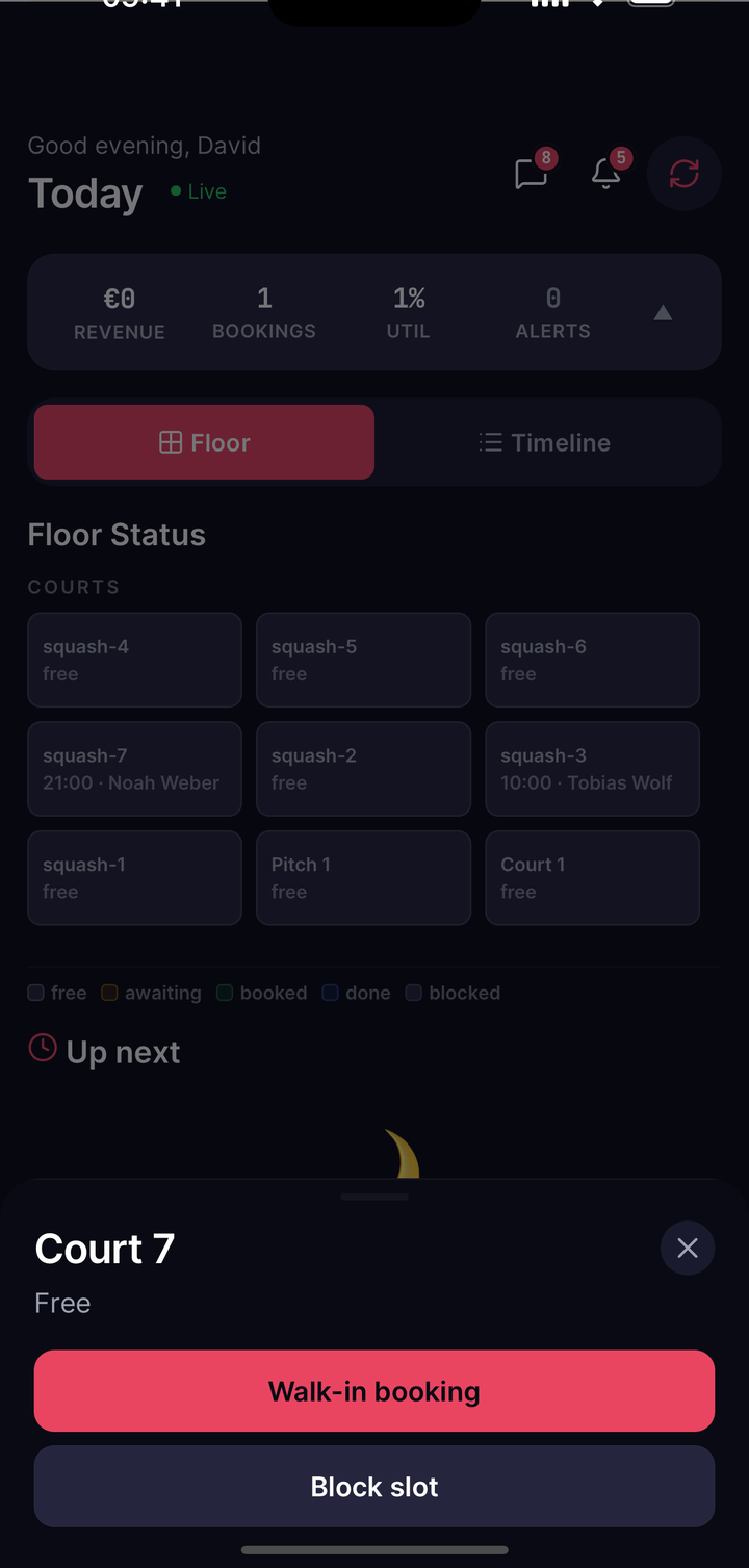 Blocking a time slot: action on the court overview